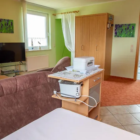 Urlaubs-appartement Am Dorfrand Wieck